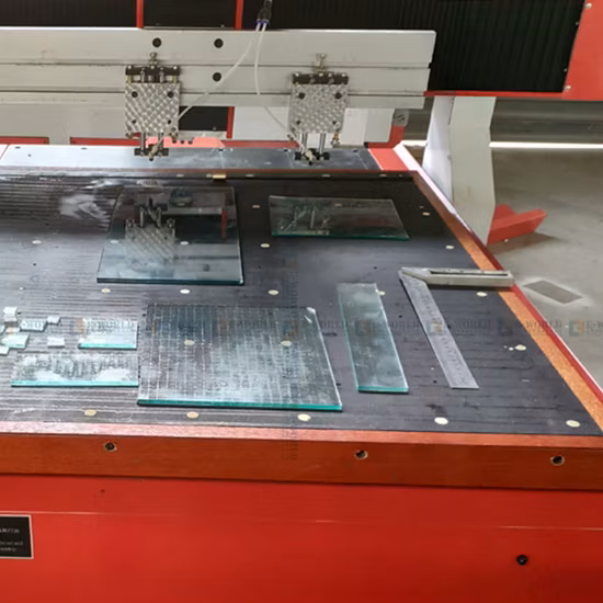 Vidrio plano que procesa el equipo de corte de vidrio automático CNC tamaño pequeño